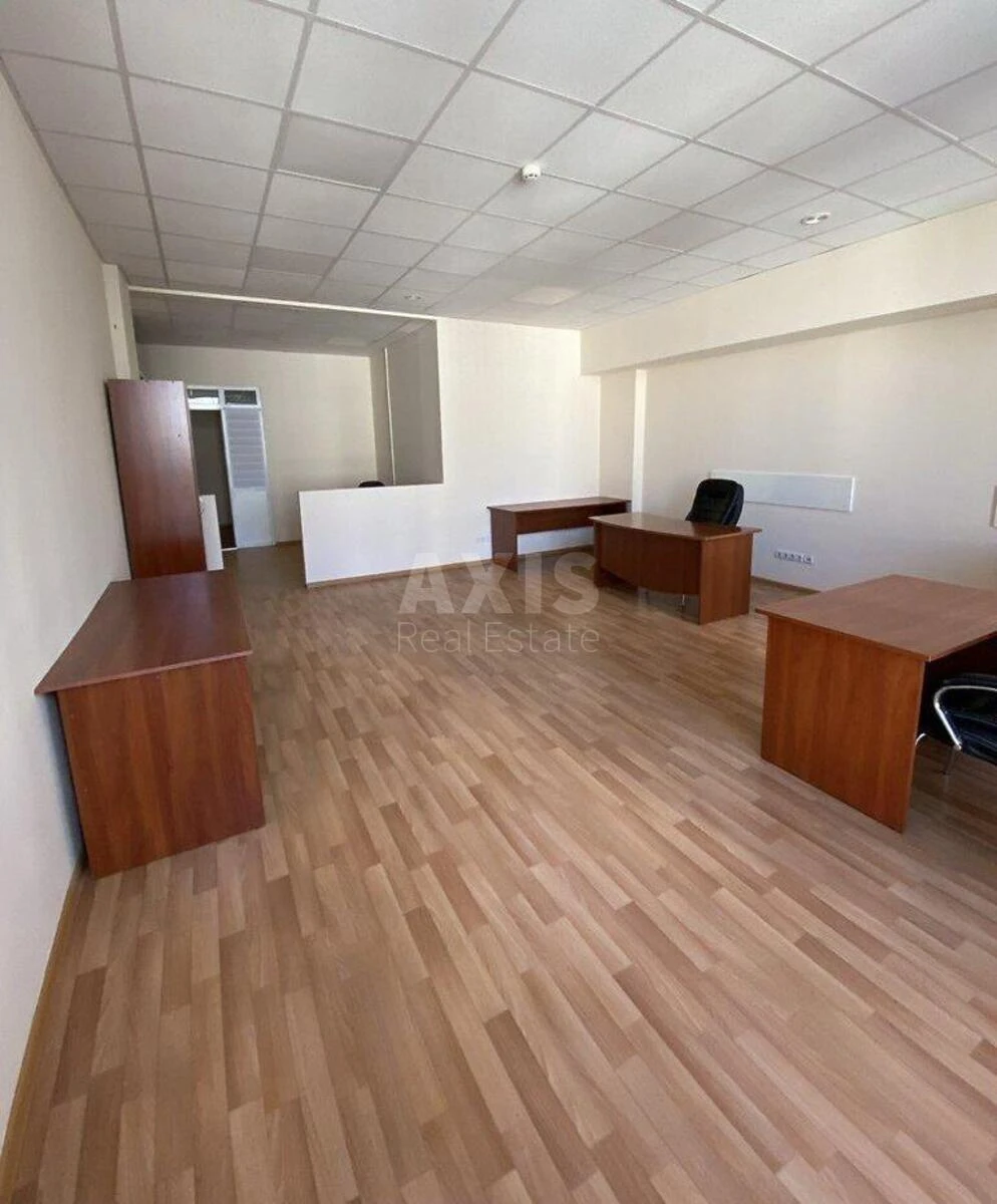 Office vul. Lypkivs'kogo Vasylja Mytropolyta 45, 272m2713606