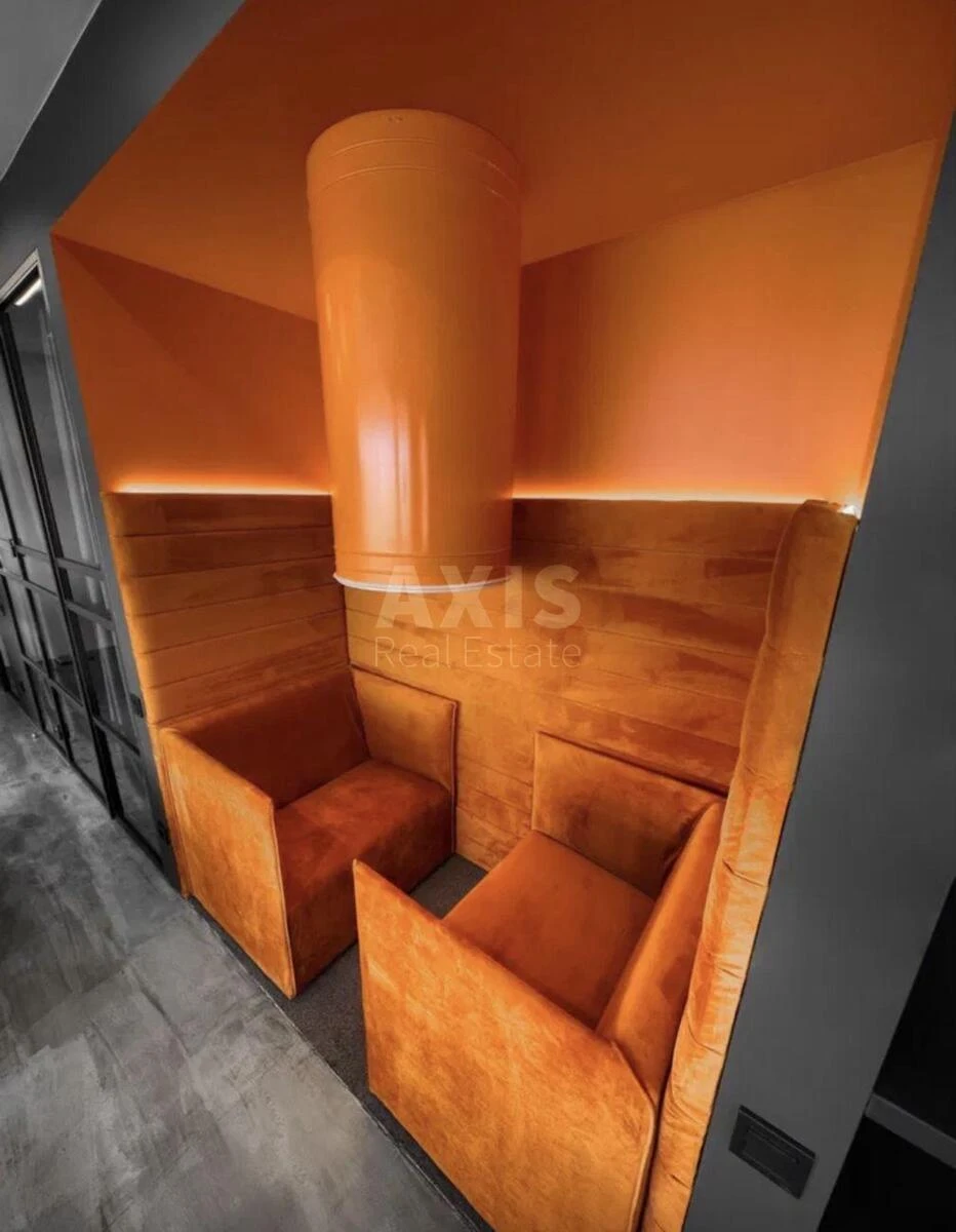 Office vul. Sichovyh Stril'civ 84А, 217m2681183