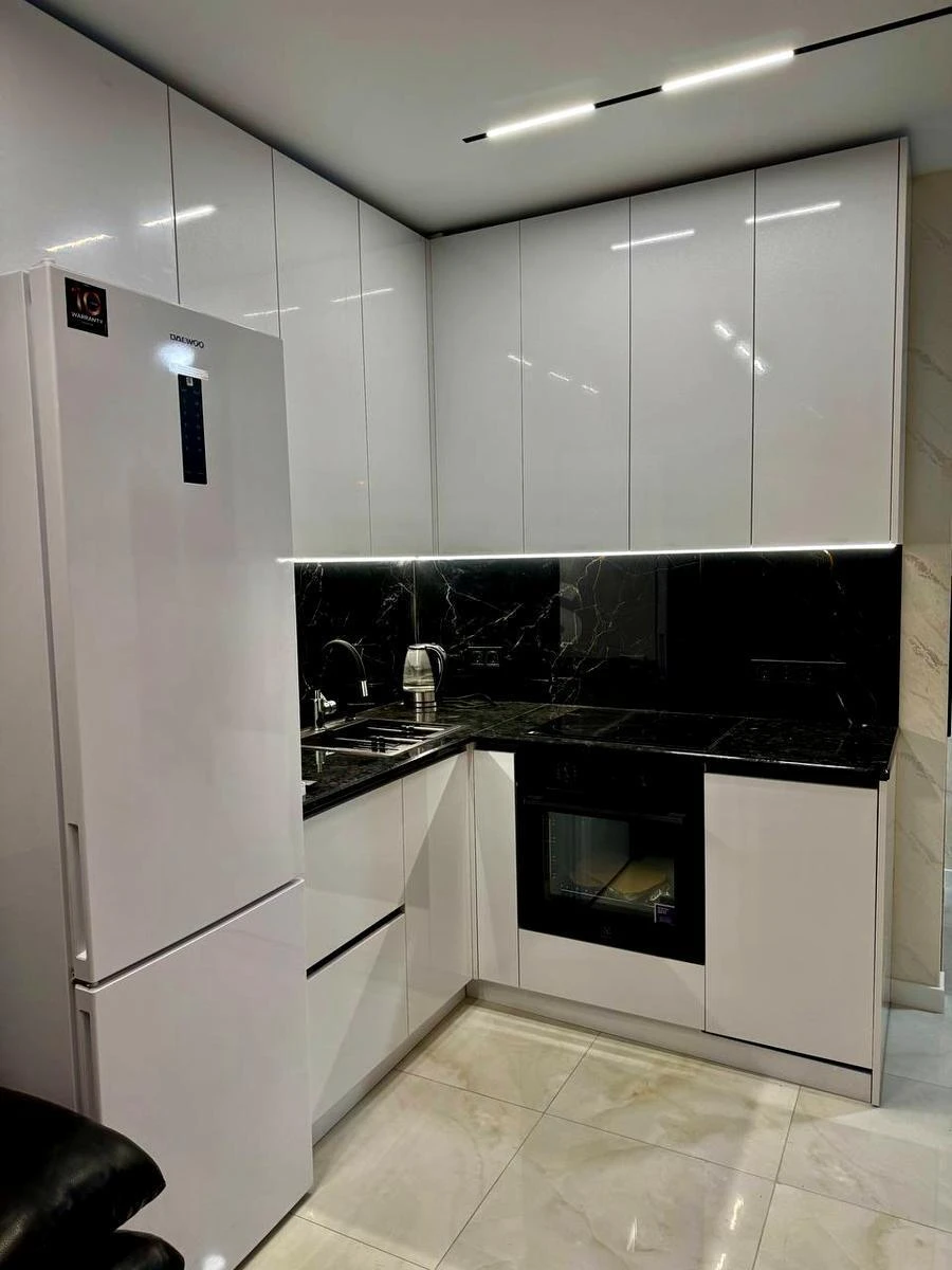 1k apartment shose Stolychne 365532