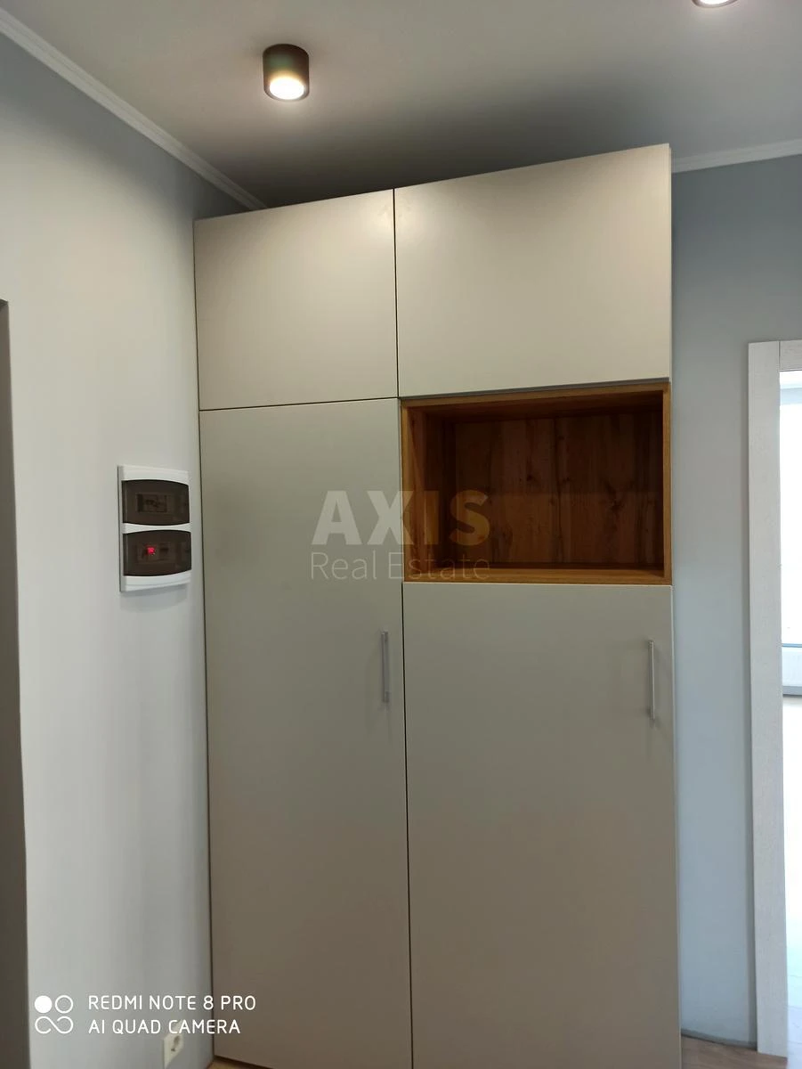 2k apartment vul. Oleksandra Olesja 4А702269