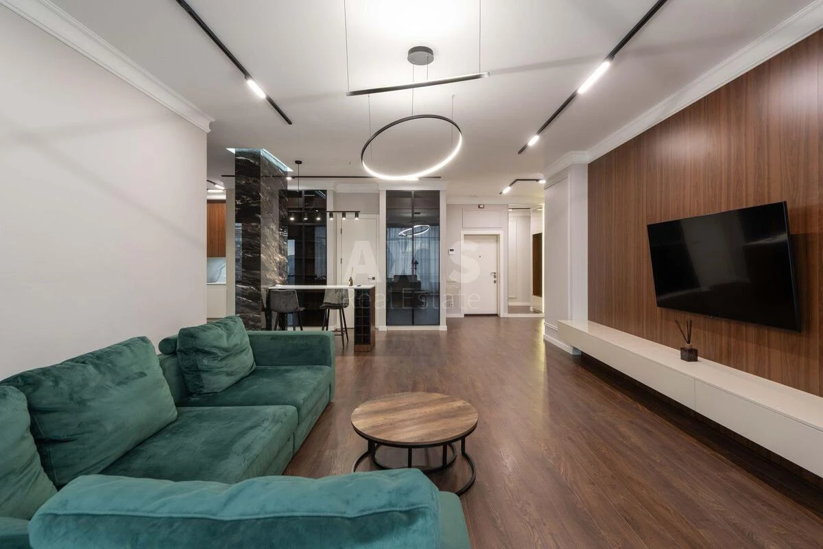 4k apartment vul. Strutyns'kogo Sergija 2631202