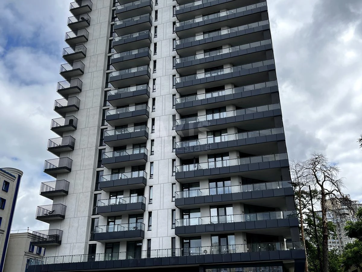 Office vul. Stusa Vasylja 35Б, 600m27017117