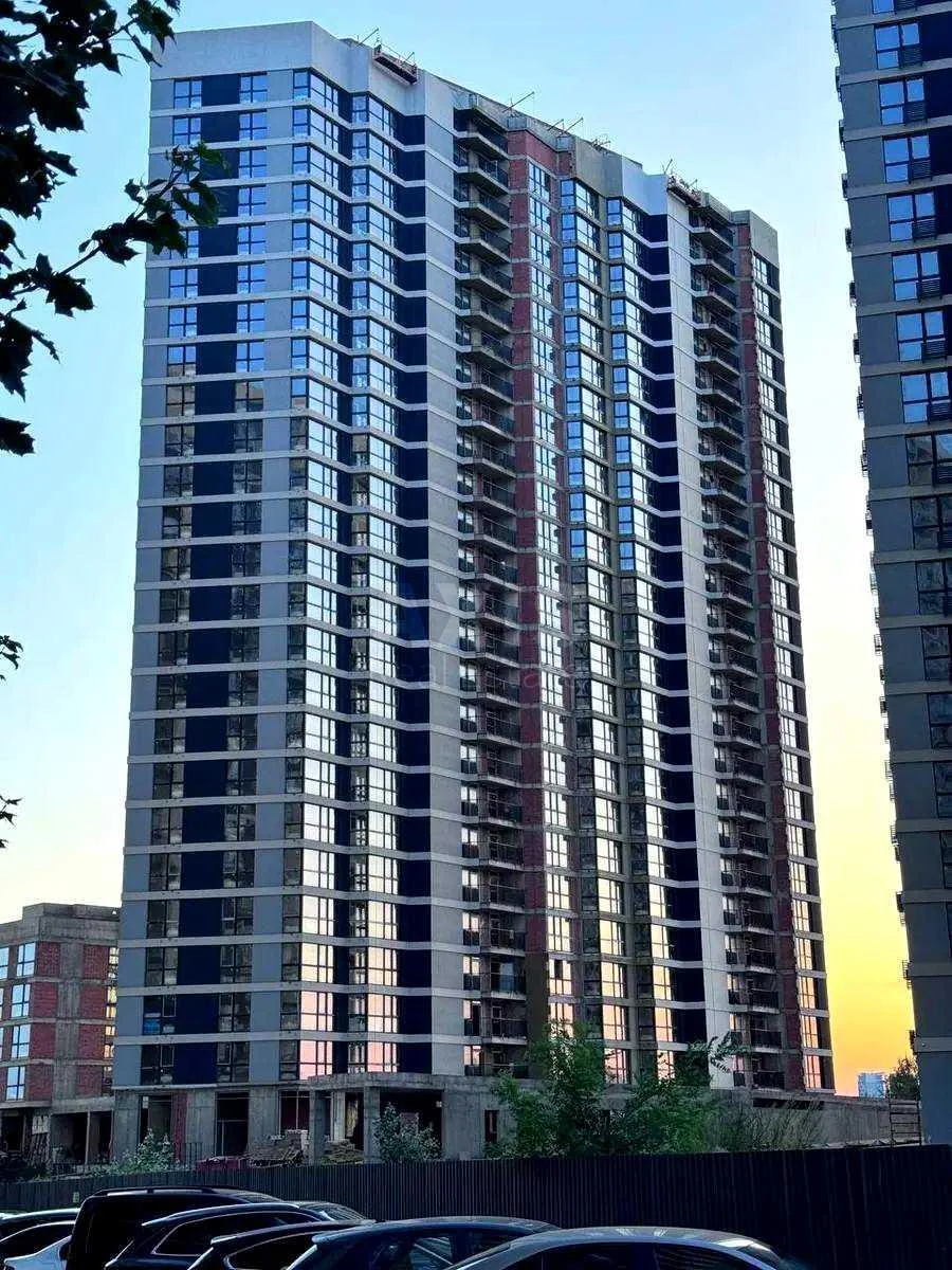 3k apartment pr-t Bazhana Mykoly 8