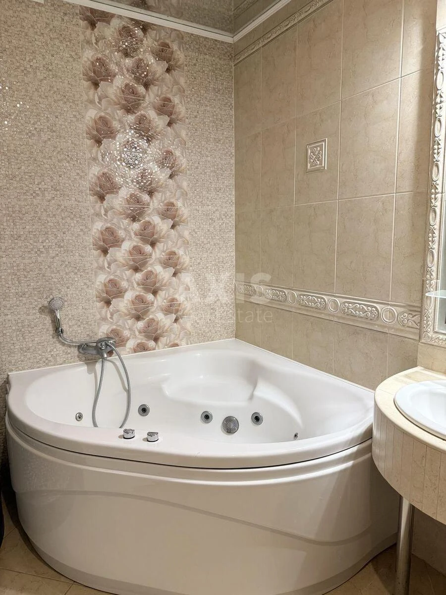 2к квартира ул. Левко Лукьяненко 29В6561111