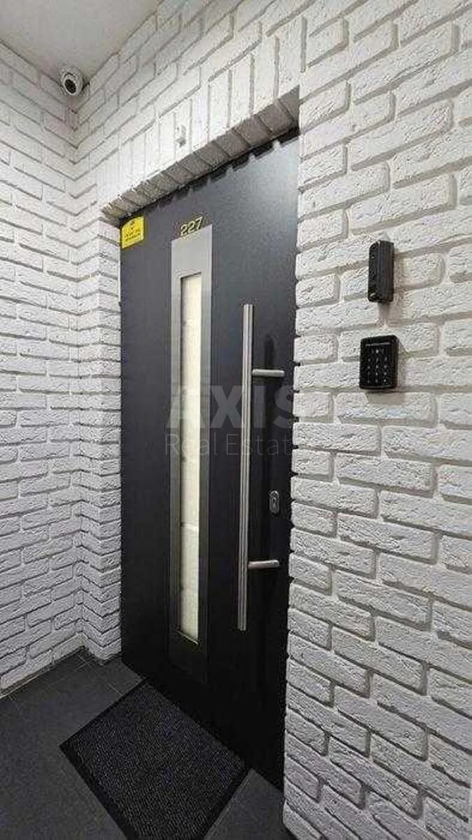 Office bul. Lesi Ukrai'nky 7Б, 265m27198114