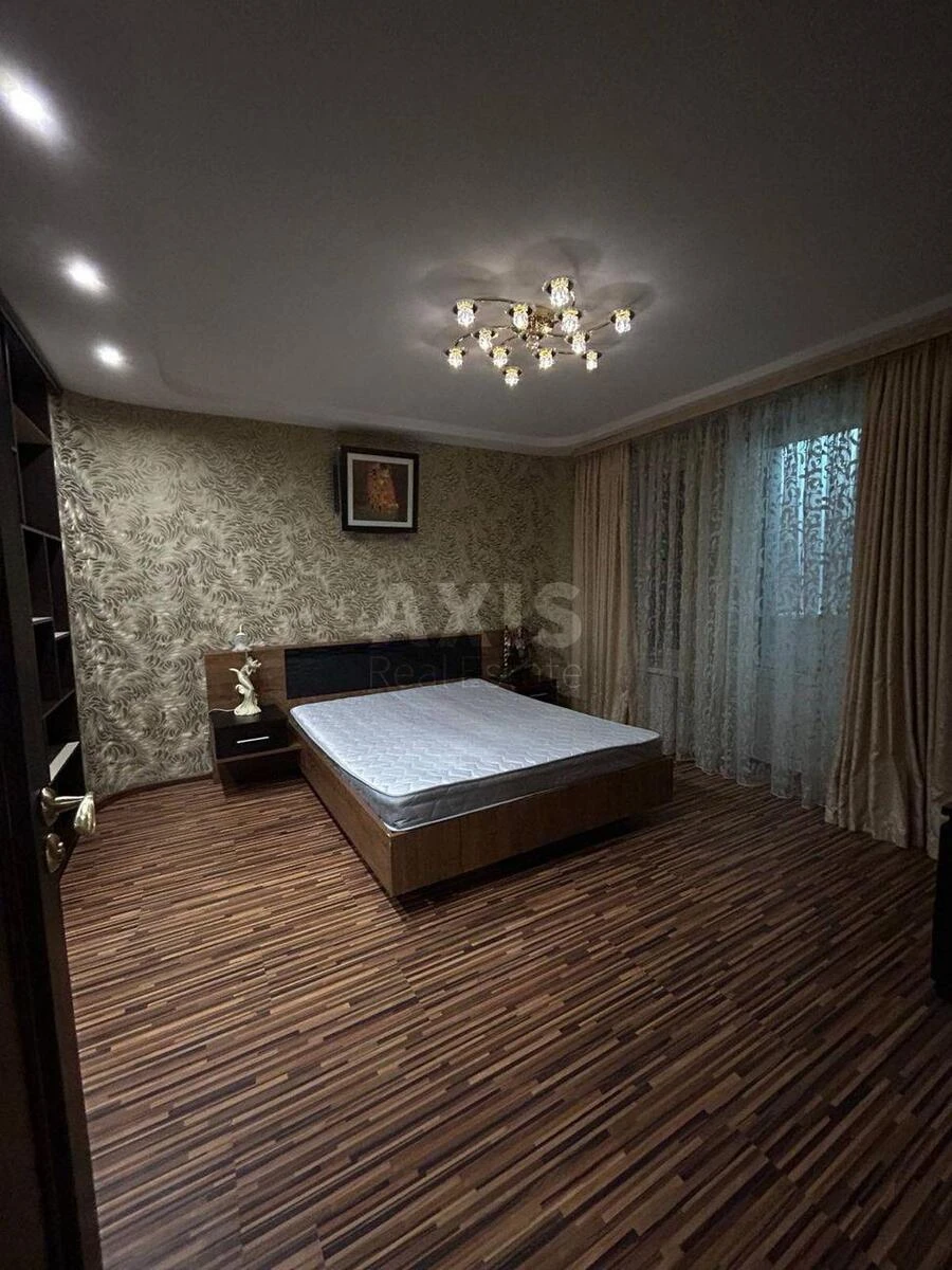 1k apartment vul. Yulia Zdanovska 46/1679703