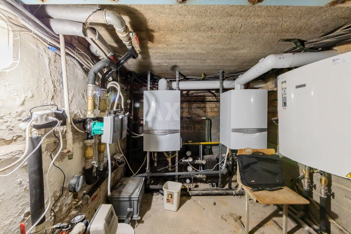 Office vul. Pymonenka Mykoly 13Б, 1612m26076120