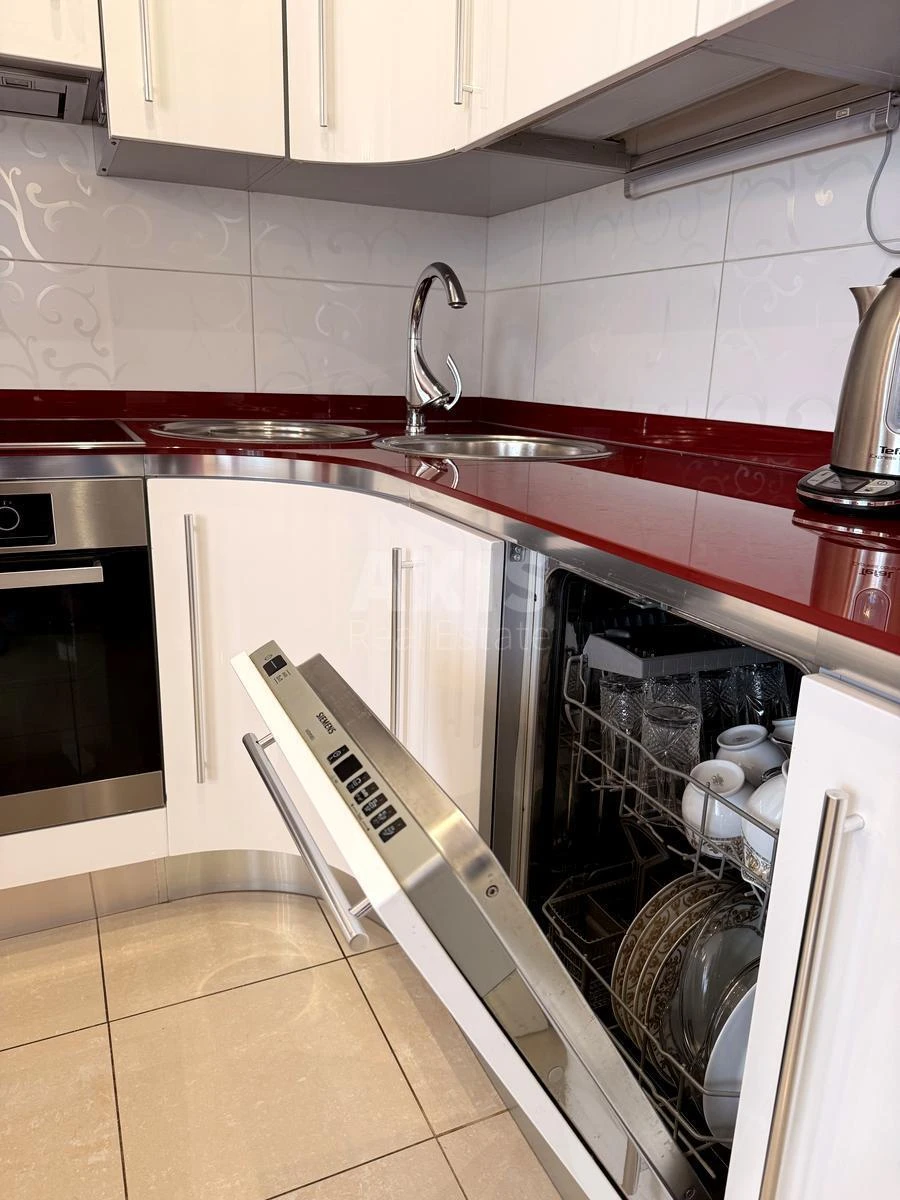 3k apartment vul. Geroi'v Oborony 10А676777