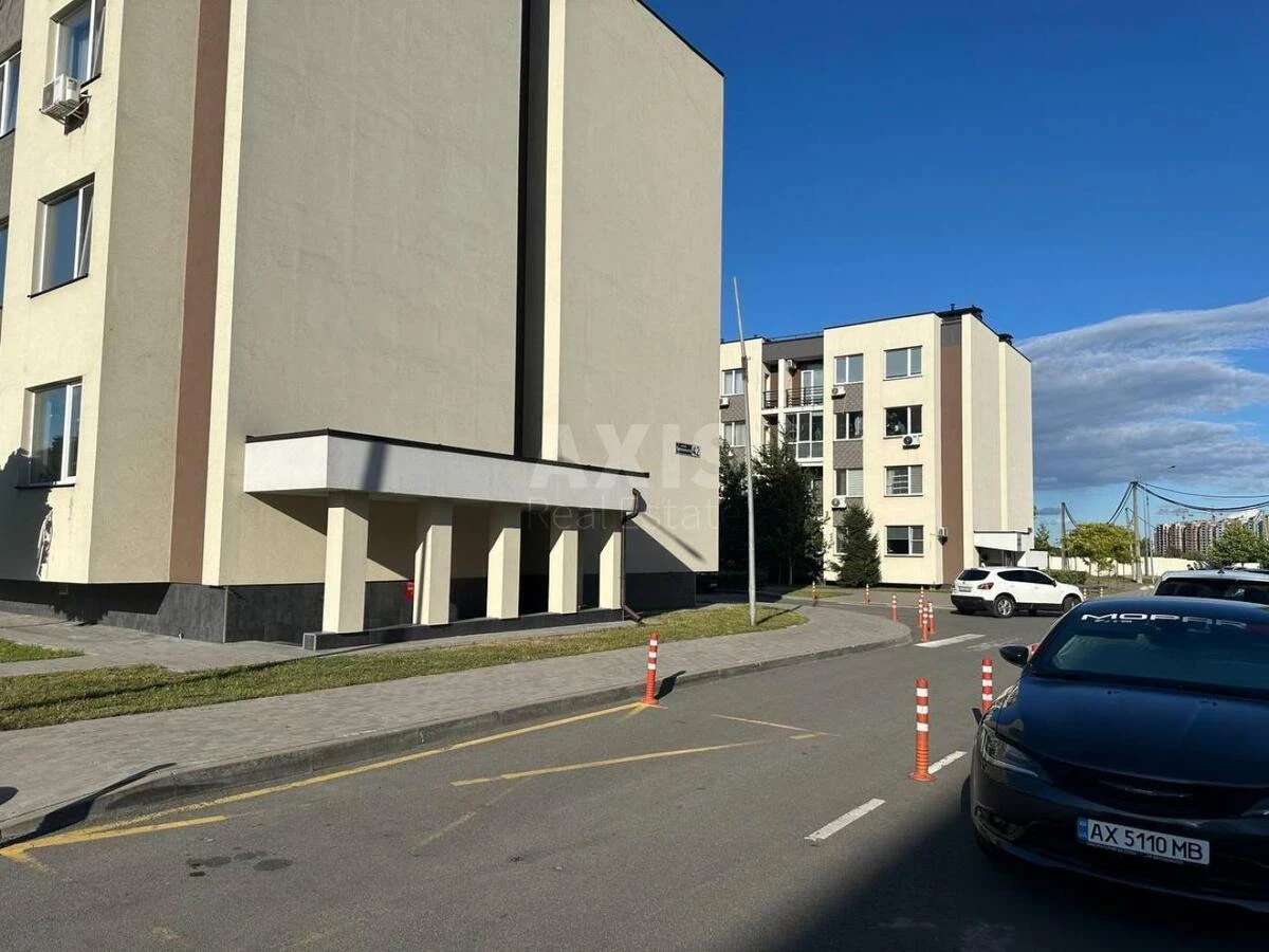 Объект торговли ул. Лучистая 42, 311м2626104