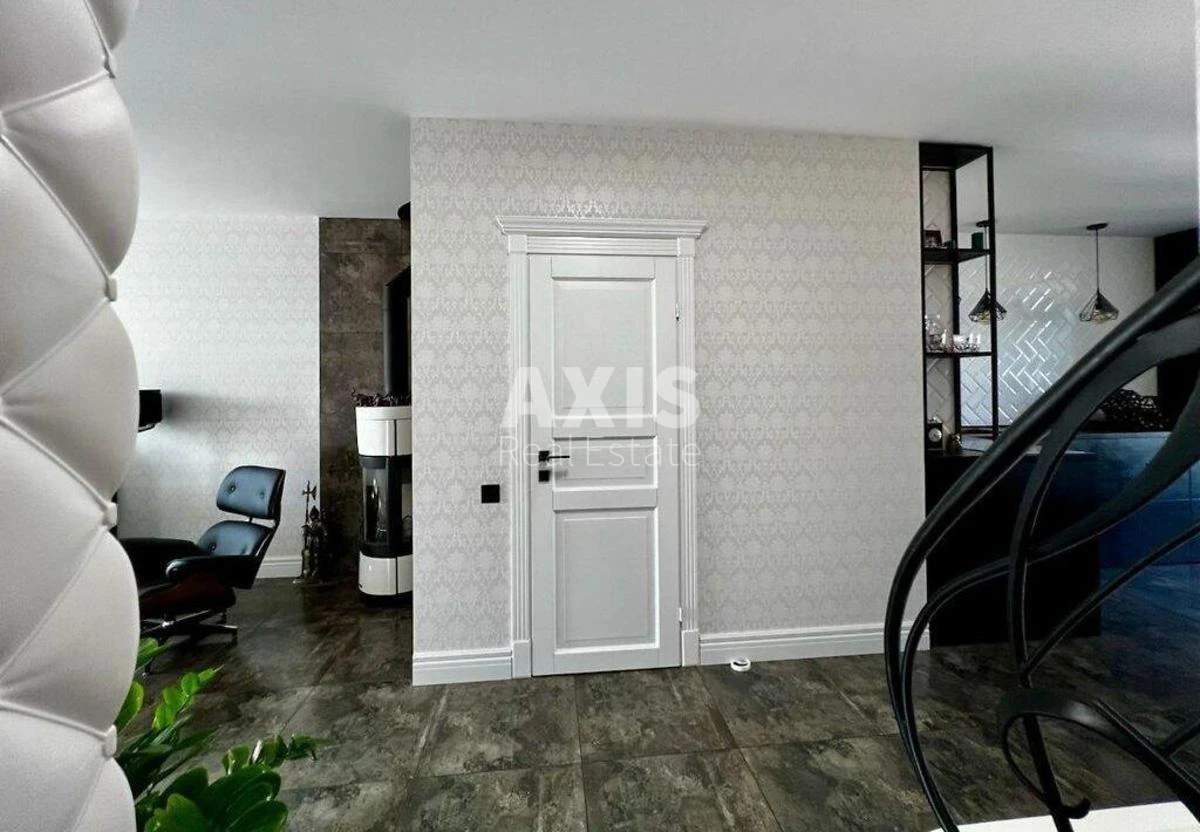 3k apartment pr-t Berestejskij 67408534