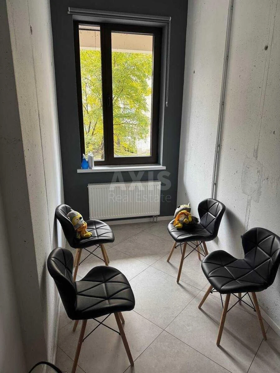 Office vul. Vasylya Tyutyunnyka 28, 155m2667175