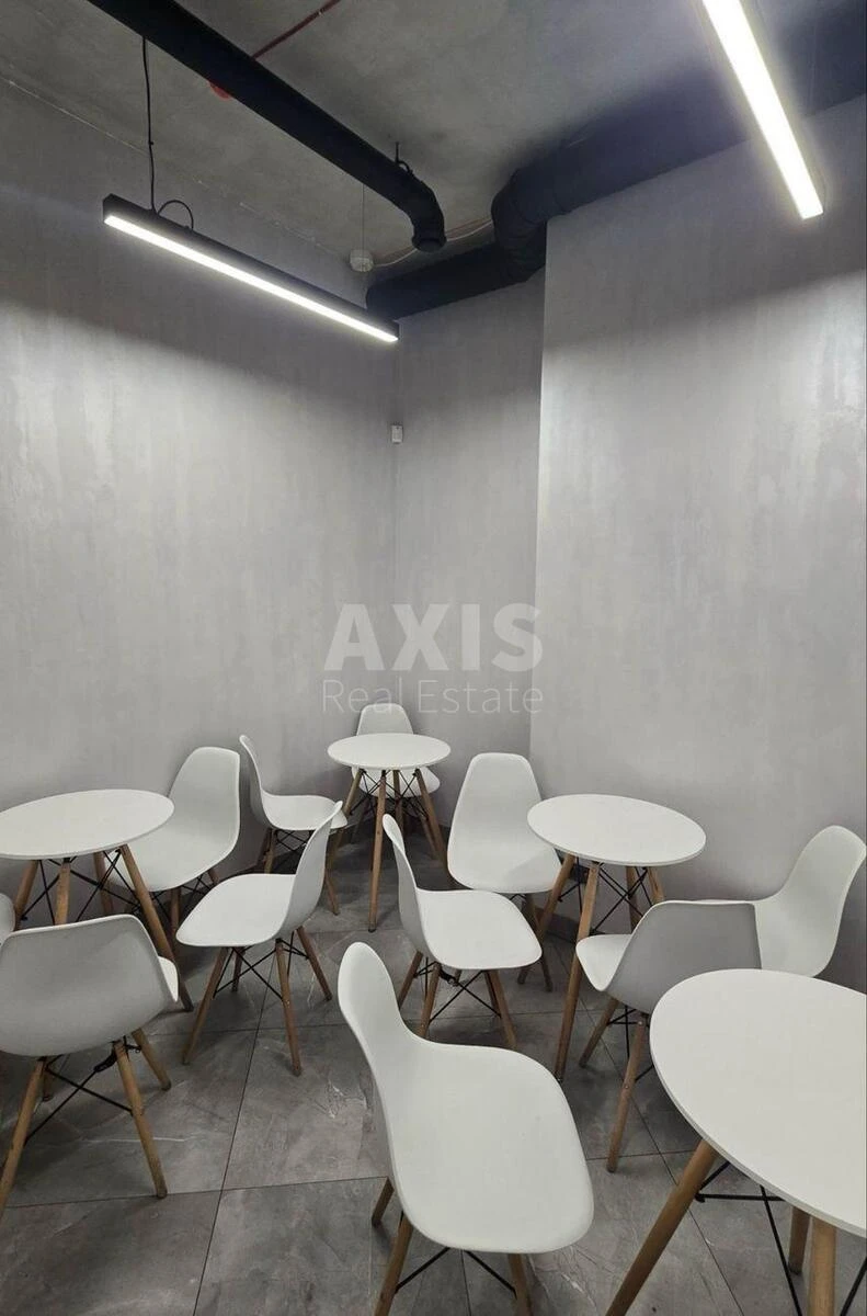 Office vul. Krasylivs'ka 9, 700m27175110
