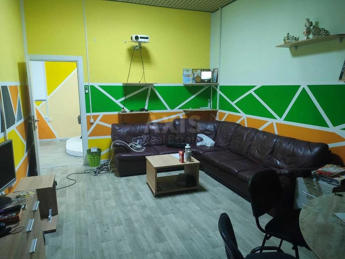 Офис ул. Гната Хоткевича 10, 112м2635361