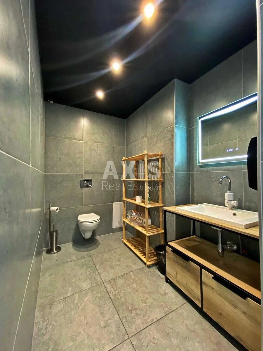 Office vul. Zvirynec'ka 59, 226m2306956