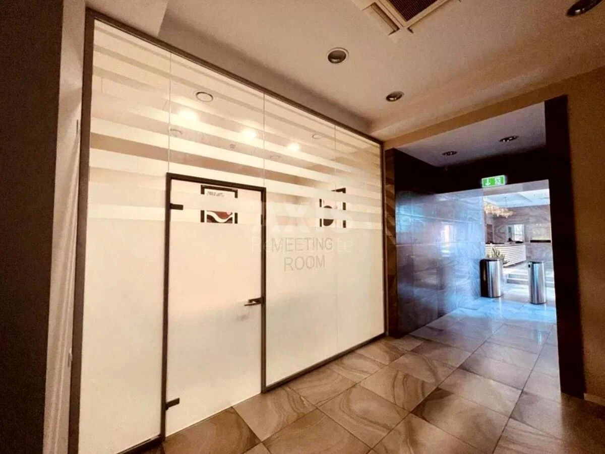 Office vul. Dovnar-Zapol's'kogo 7А, 512m26364613