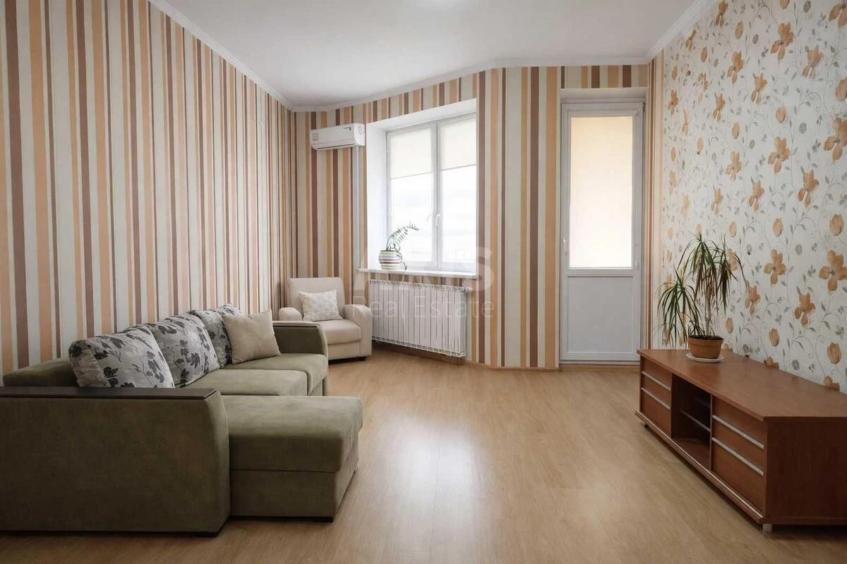 3k apartment pr-t Volodimira Іvasyuka 6702280