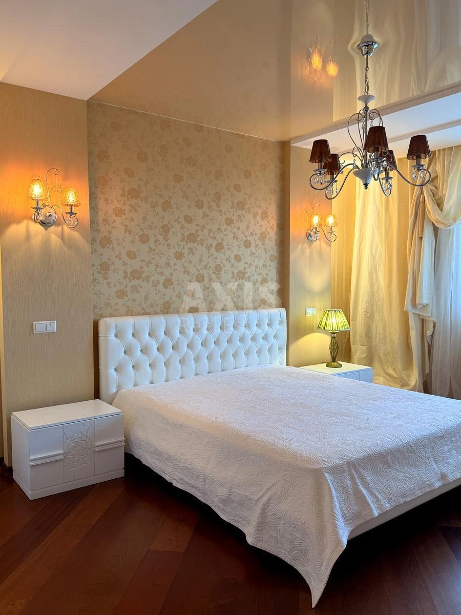 3k apartment vul. Geroi'v Oborony 10А701826