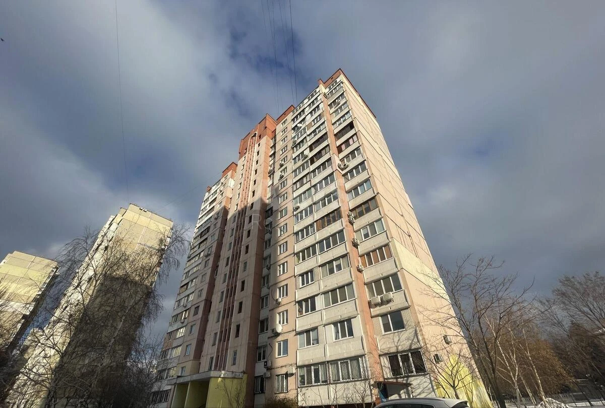 1к квартира ул. Автозаводская 637168713