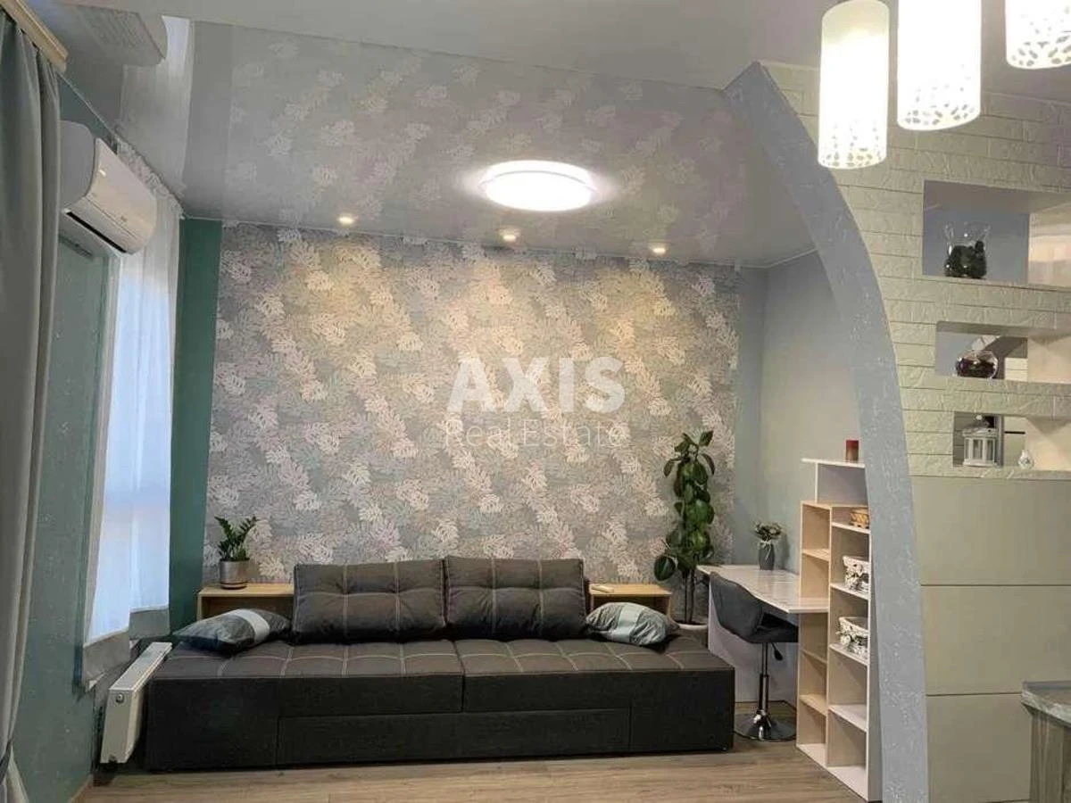 1k apartment pr-t Berestejskij 67308242