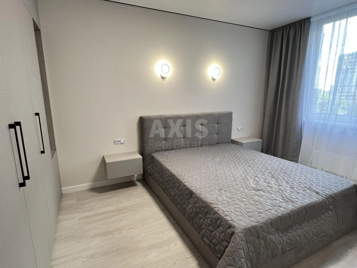 1к квартира ул. Александра Олеся 9А686308