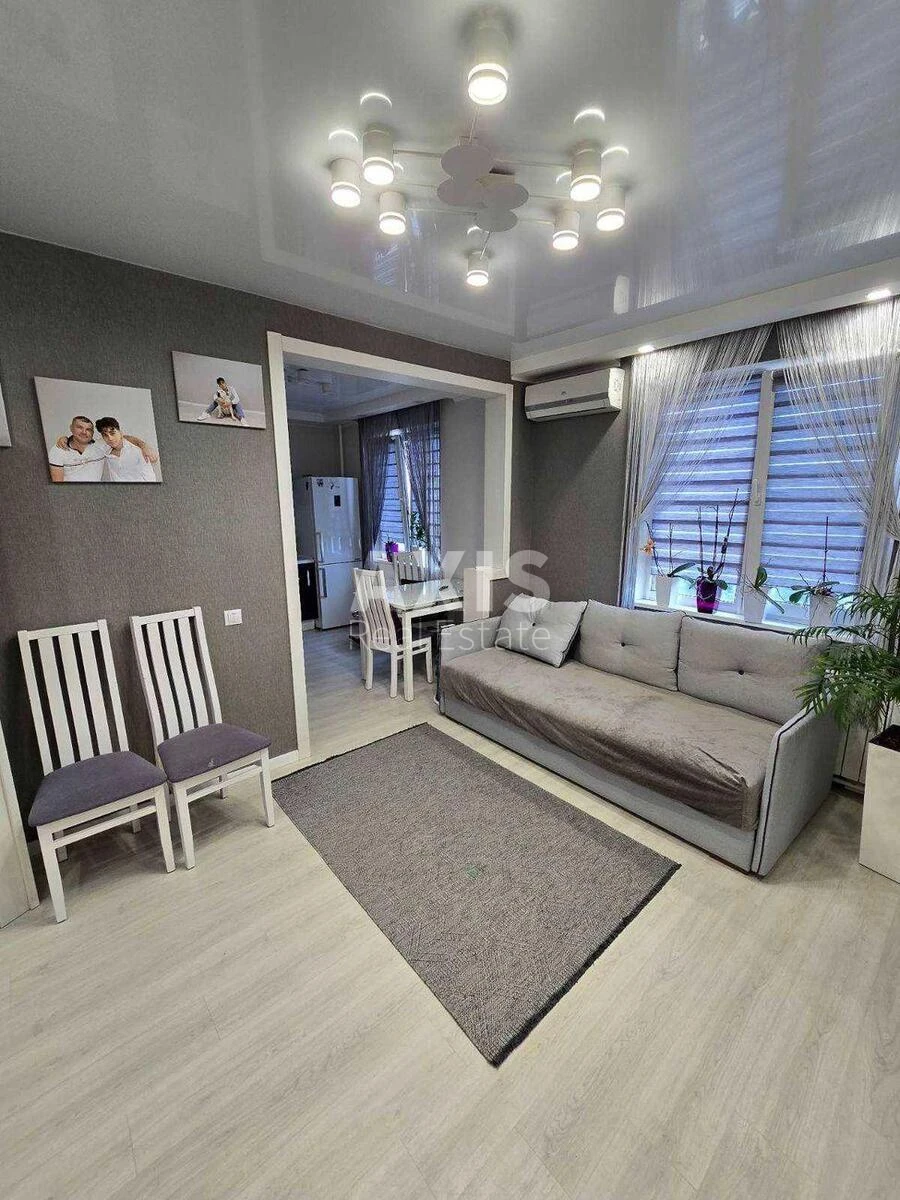 3k apartment vul. Zabolotnogo Akademika 116585012
