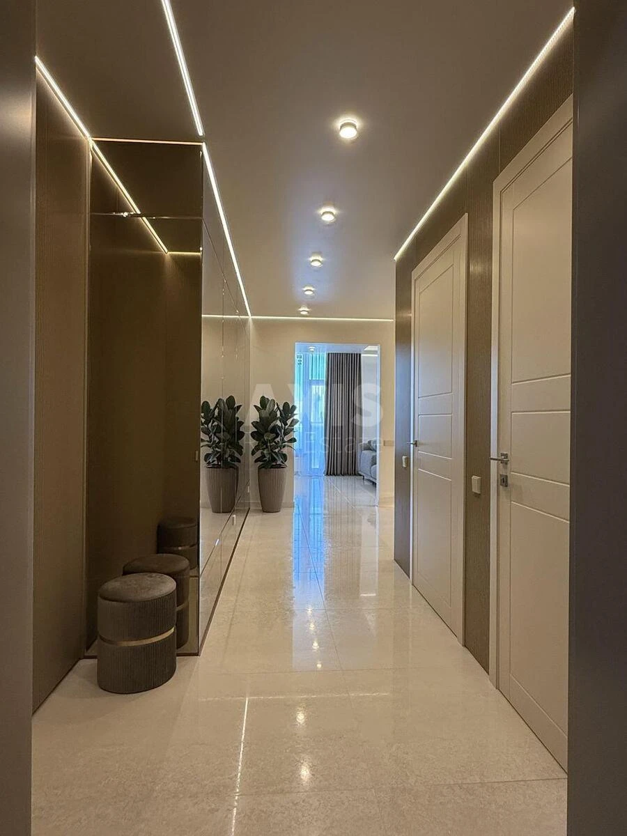 5k apartment vul. Antonovycha 1096602317