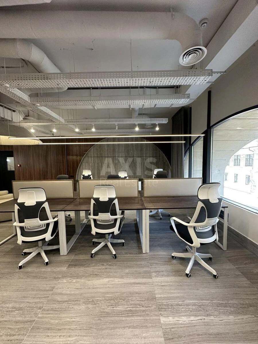 Office vul. Bul'varno-Kudrjavs'ka 15, 250m2675030