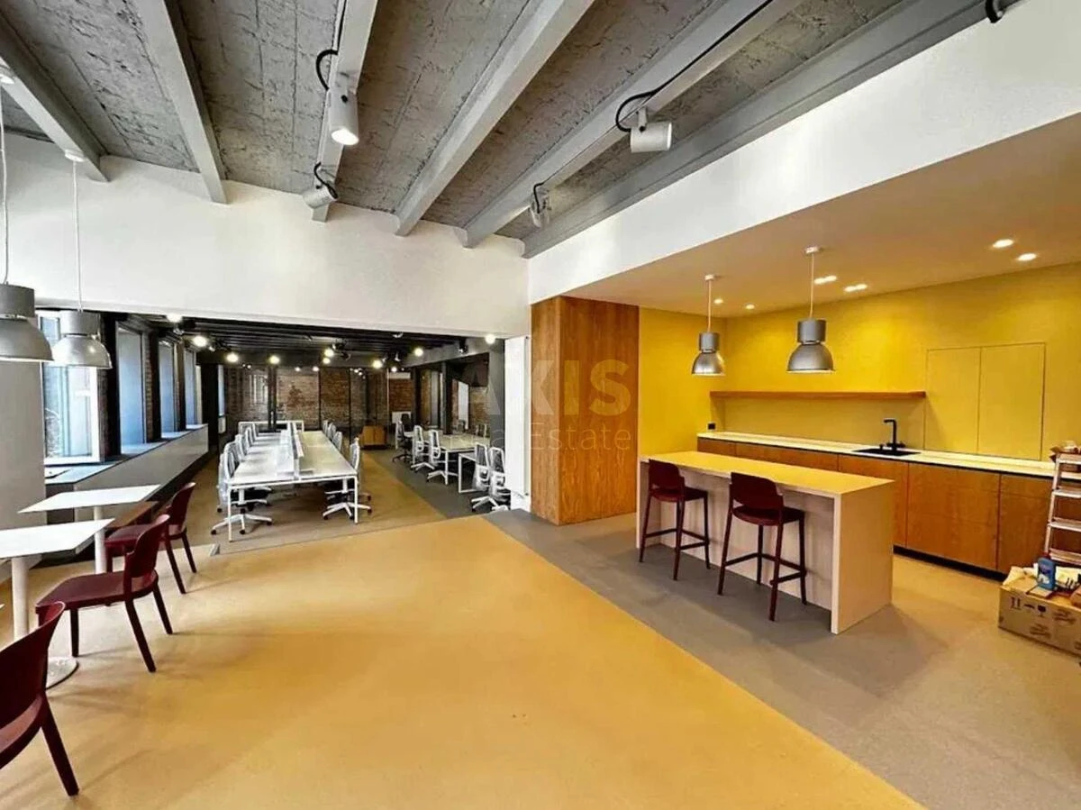 Office bul. Shevchenka Tarasa 48Б, 292m271853