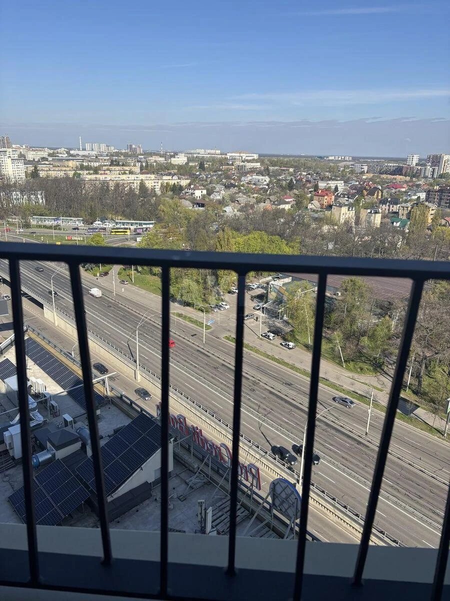 3k apartment pr-t Berestejskij 677188312