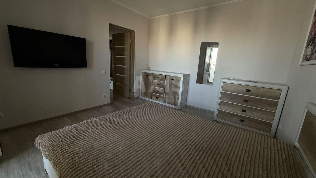 2k apartment vul. Revuc'kogo 19/1719163