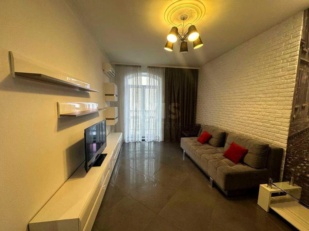 2k apartment vul. Rognidyns'ka 5/14703985