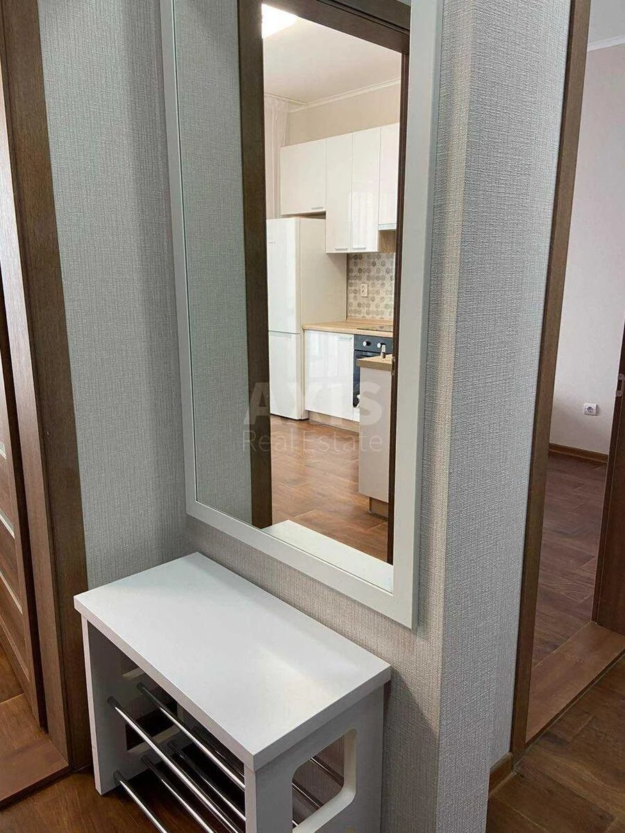 1k apartment vul. Revuc'kogo 100642098