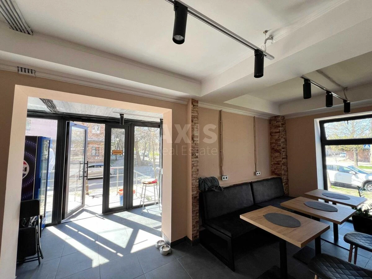 Объект торговли ул. Голды Меир 3, 36м2673663