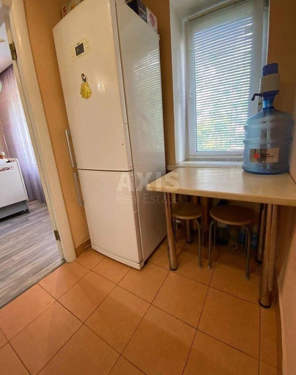 1k apartment vul. Grechka Marshala 9720521