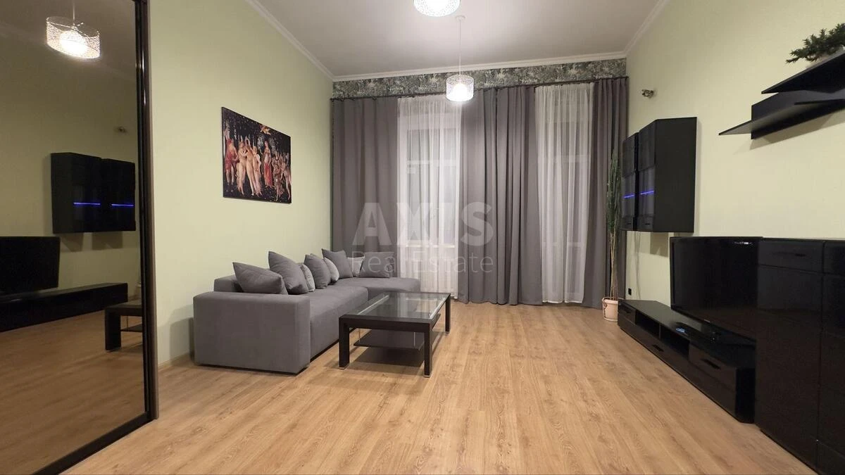 2k apartment vul. Saksagans'kogo 696437915