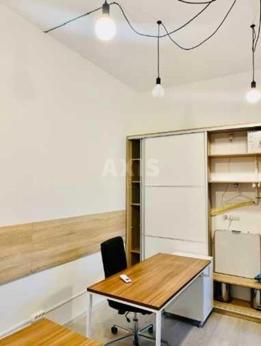 Офис ул. Воздвиженская 48, 70м26444911