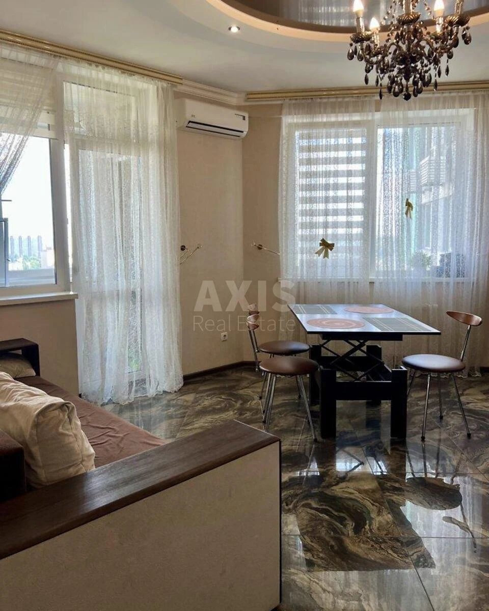 1к квартира ул. Вышгородская 45/4693534
