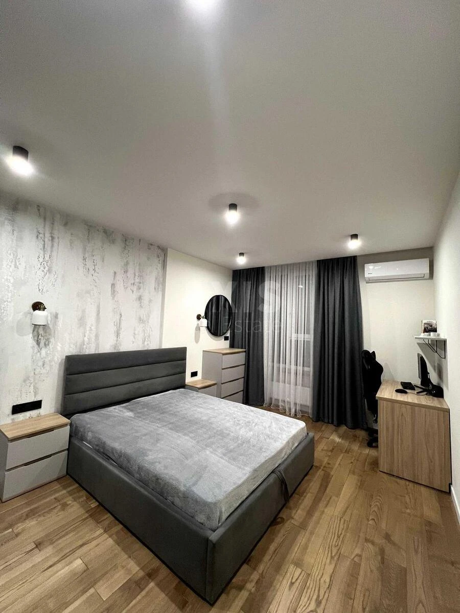2k apartment vul. Stusa Vasylja 7Б708465