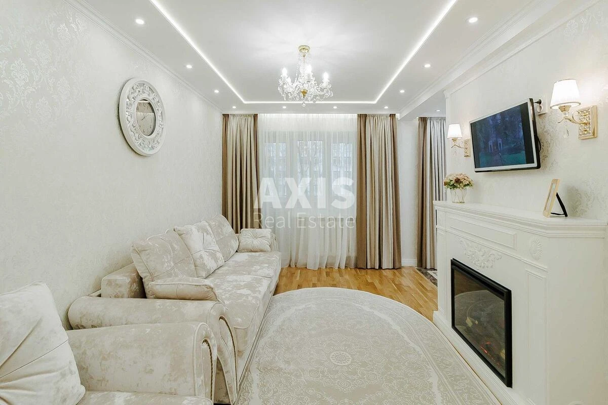 1k apartment pr-t Berestejskij 7Б611642