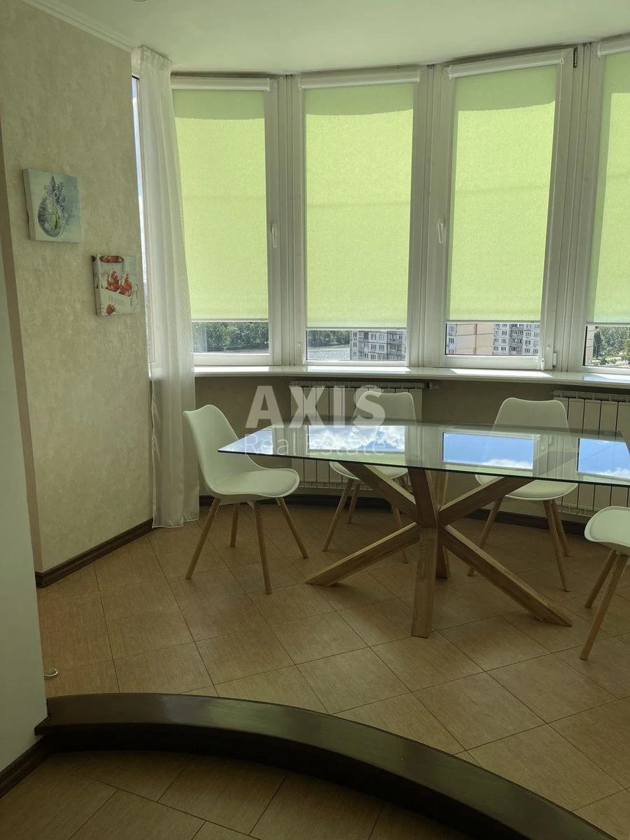 3k apartment pr-t Geroi'v Stalingrada 2Г390391