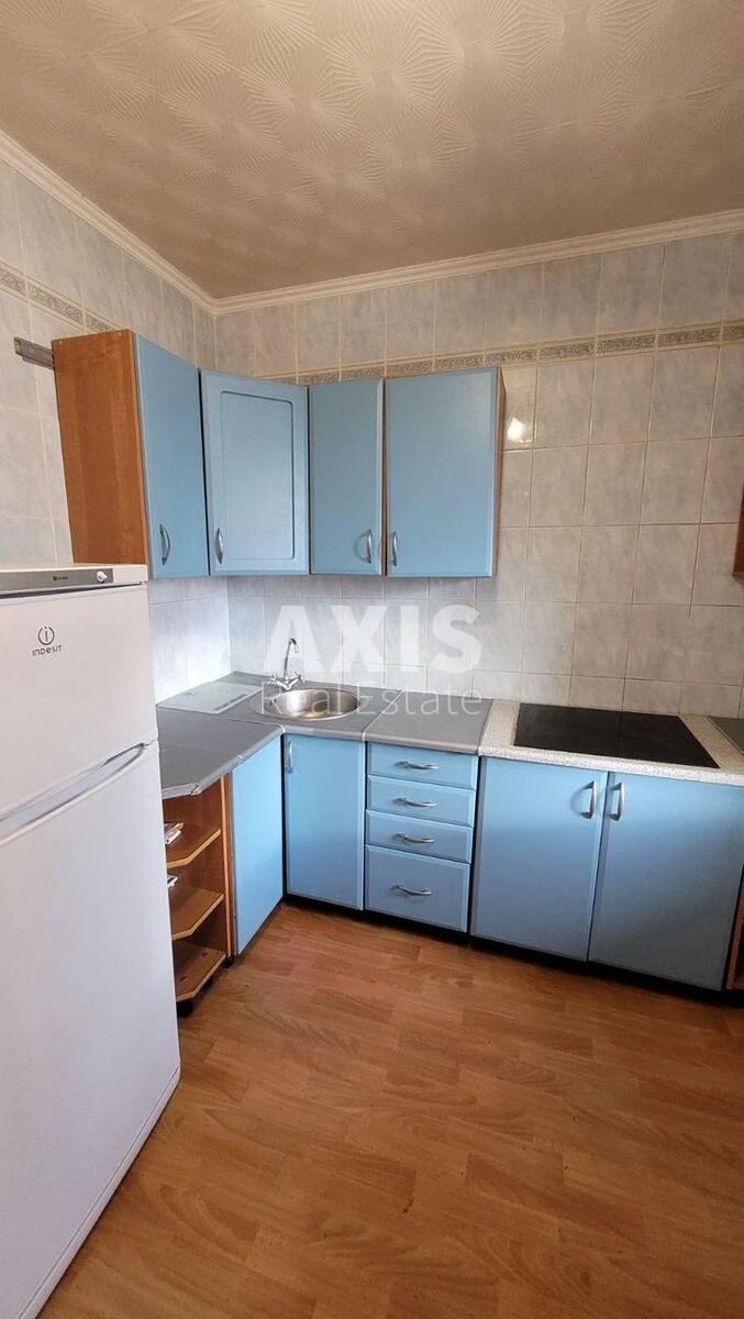 2k apartment pr-t Chervonoyi Kalyny 2869686
