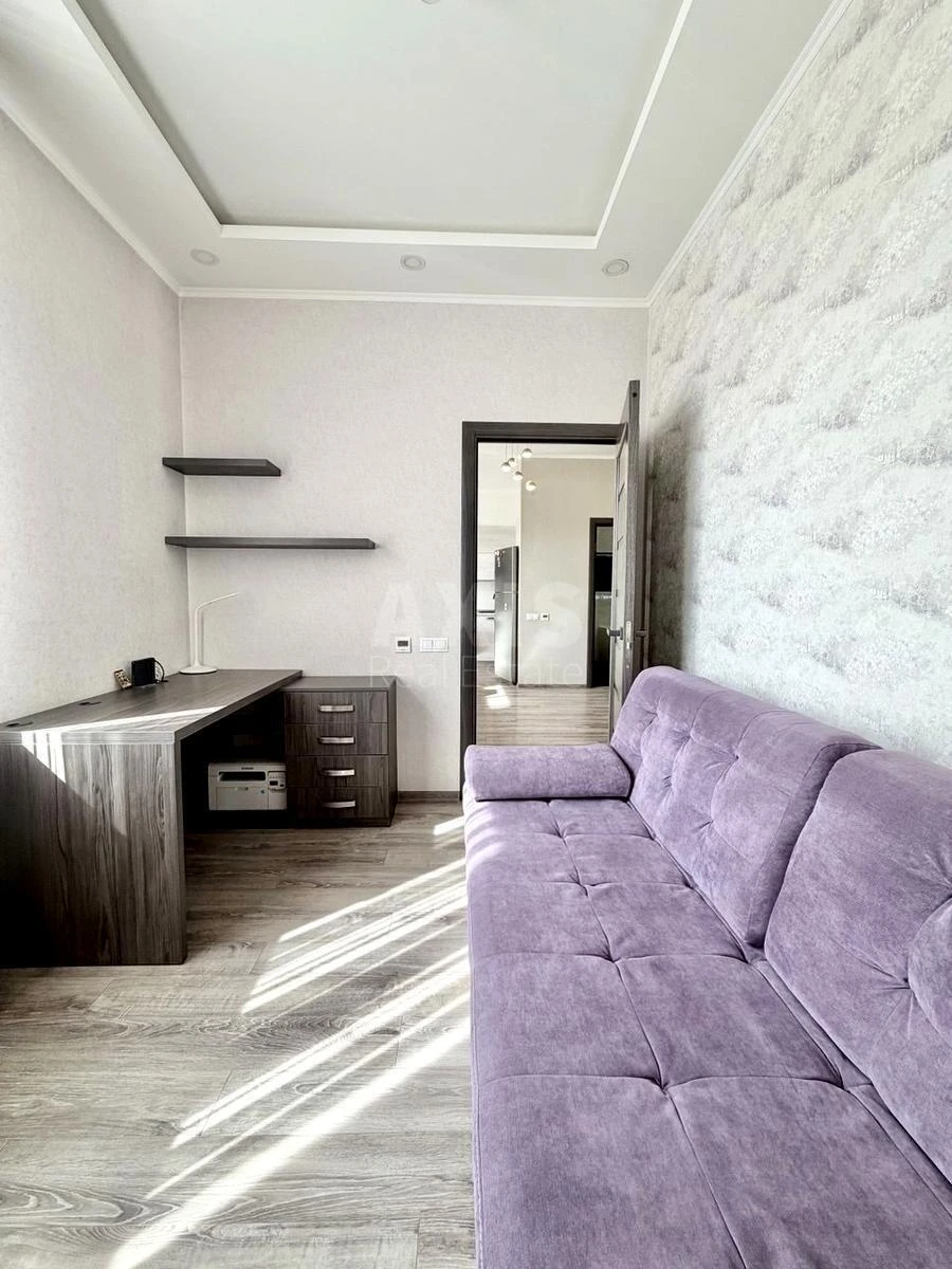 3k apartment vul. Oleksy Tykhoho 40/16666402