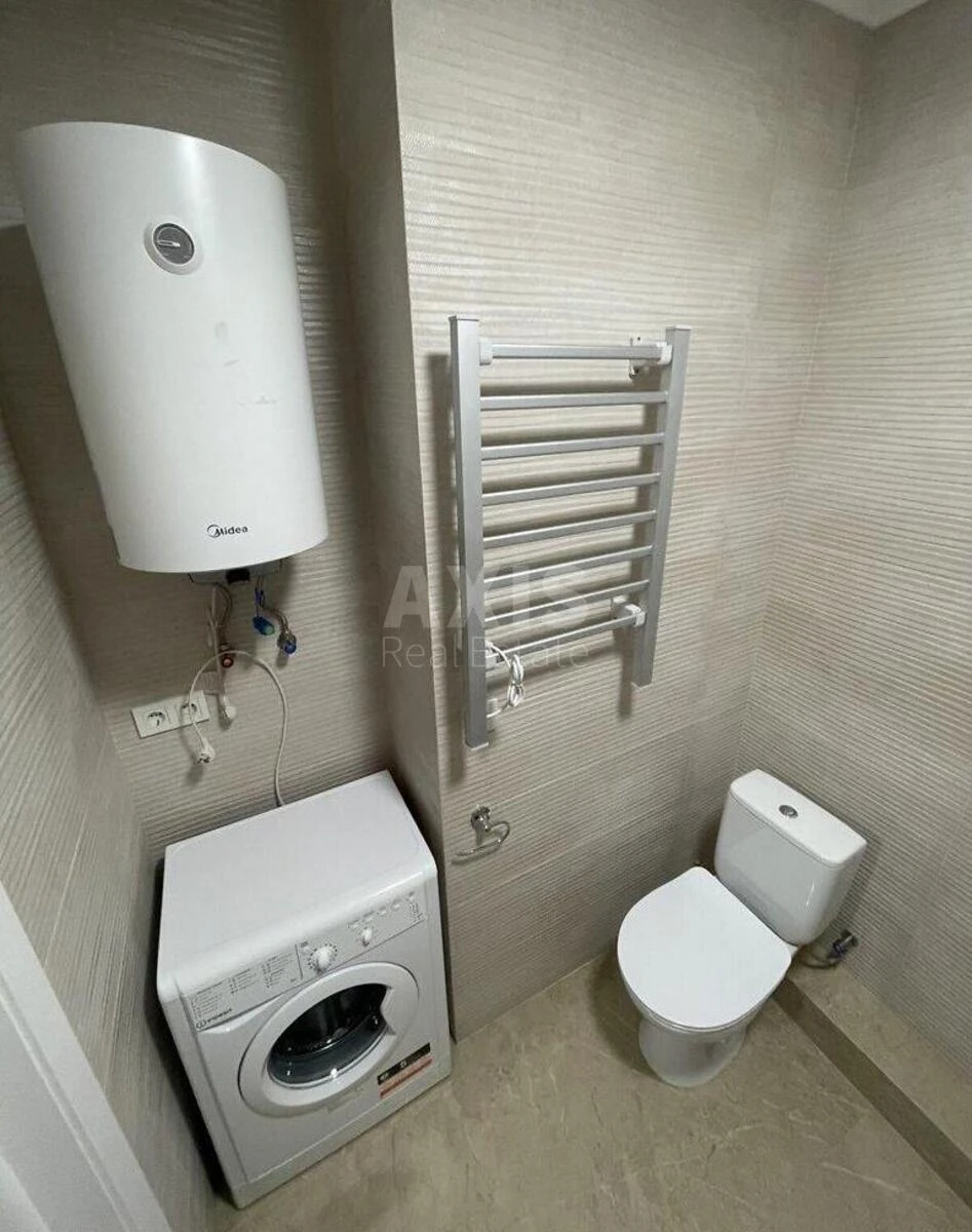 1k apartment vul. Revuc'kogo 40В6976013