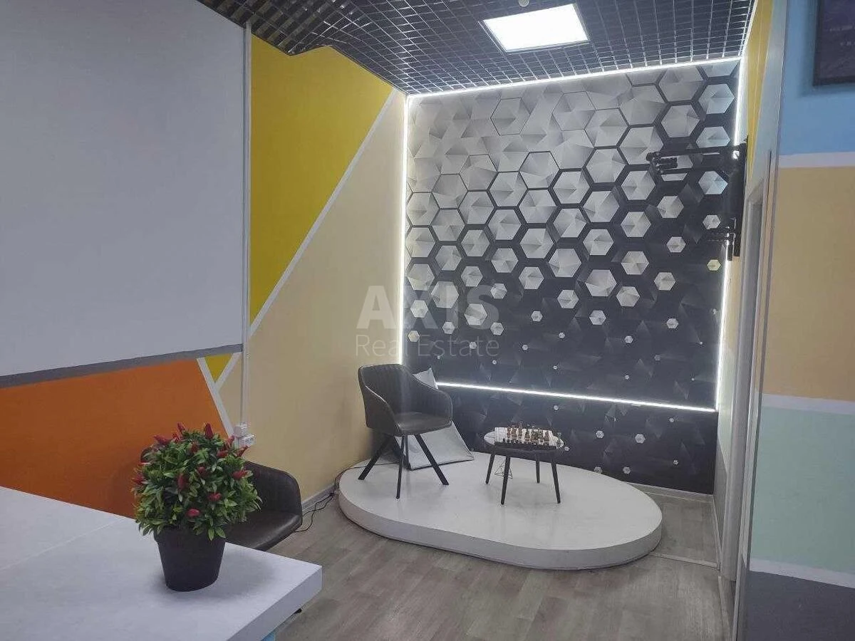 Office vul. Chervonogvardijs'ka 10, 112m2635363