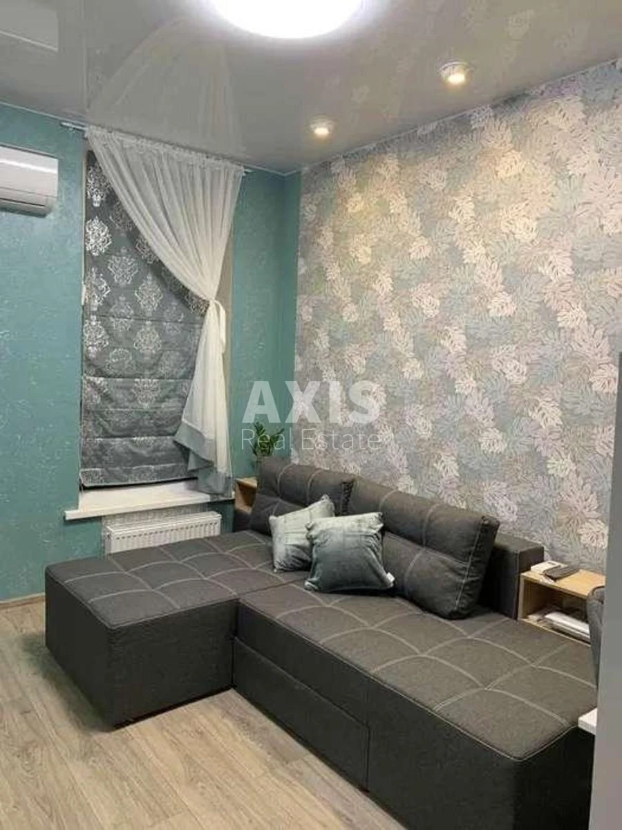 1k apartment pr-t Berestejskij 67308243