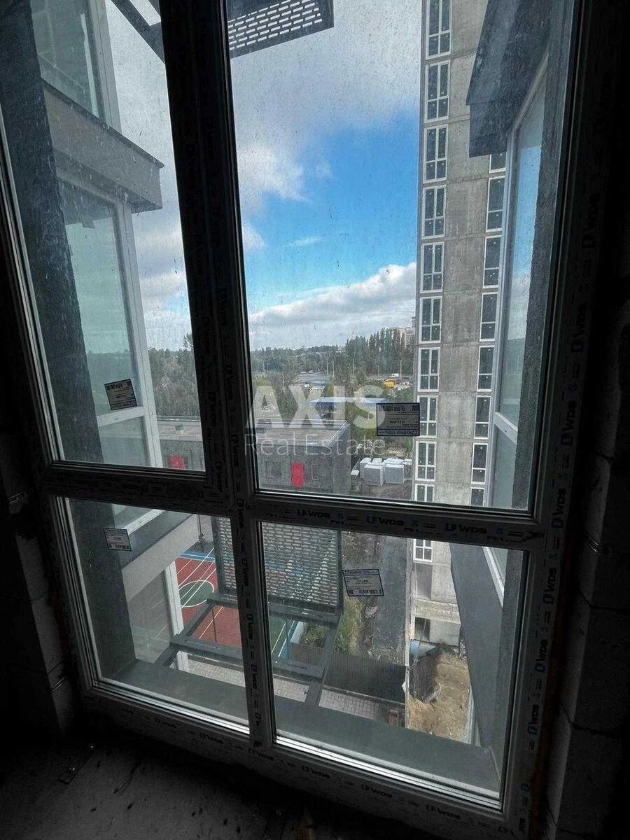 1k apartment vul. Oleha Mudraka 1685491