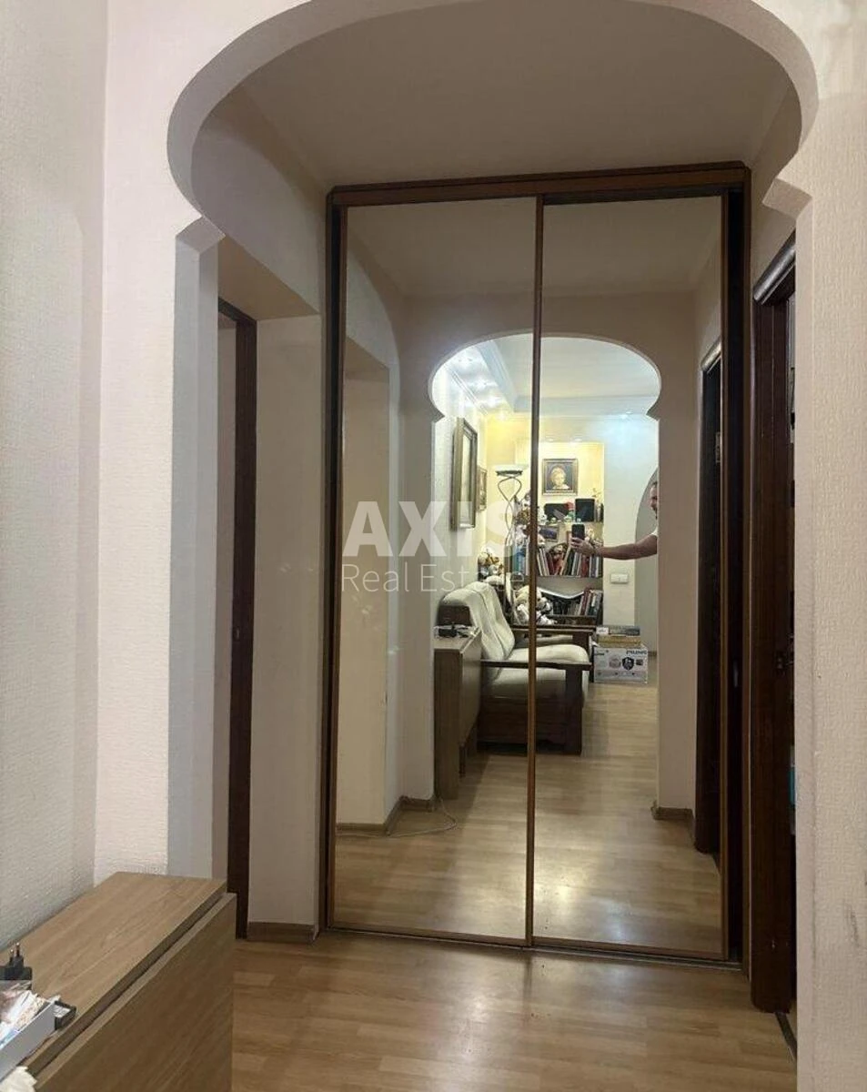 3k apartment vul. Kovpaka 4585415