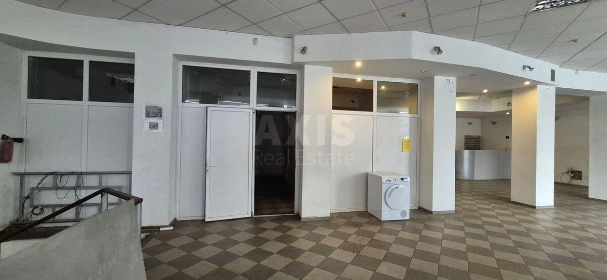 Trade object pr-t Komarova Kosmonavta 38/57, 279m27195611