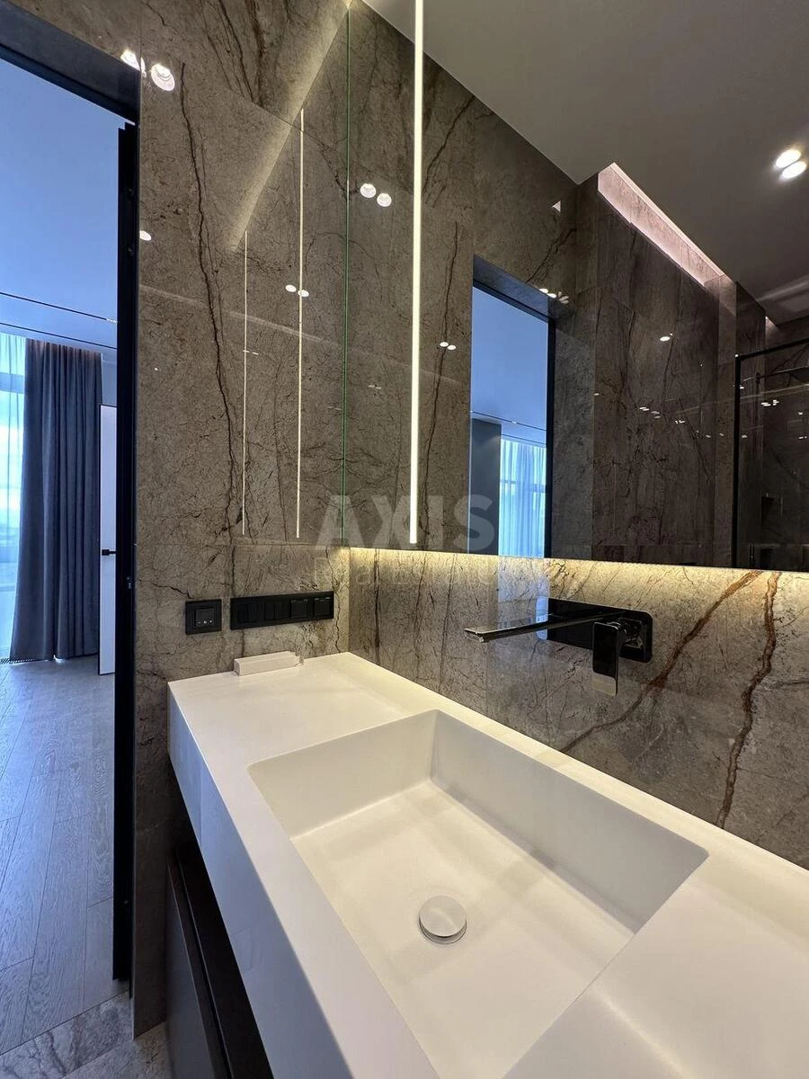 4k apartment vul. Saperne Pole 5А6008310