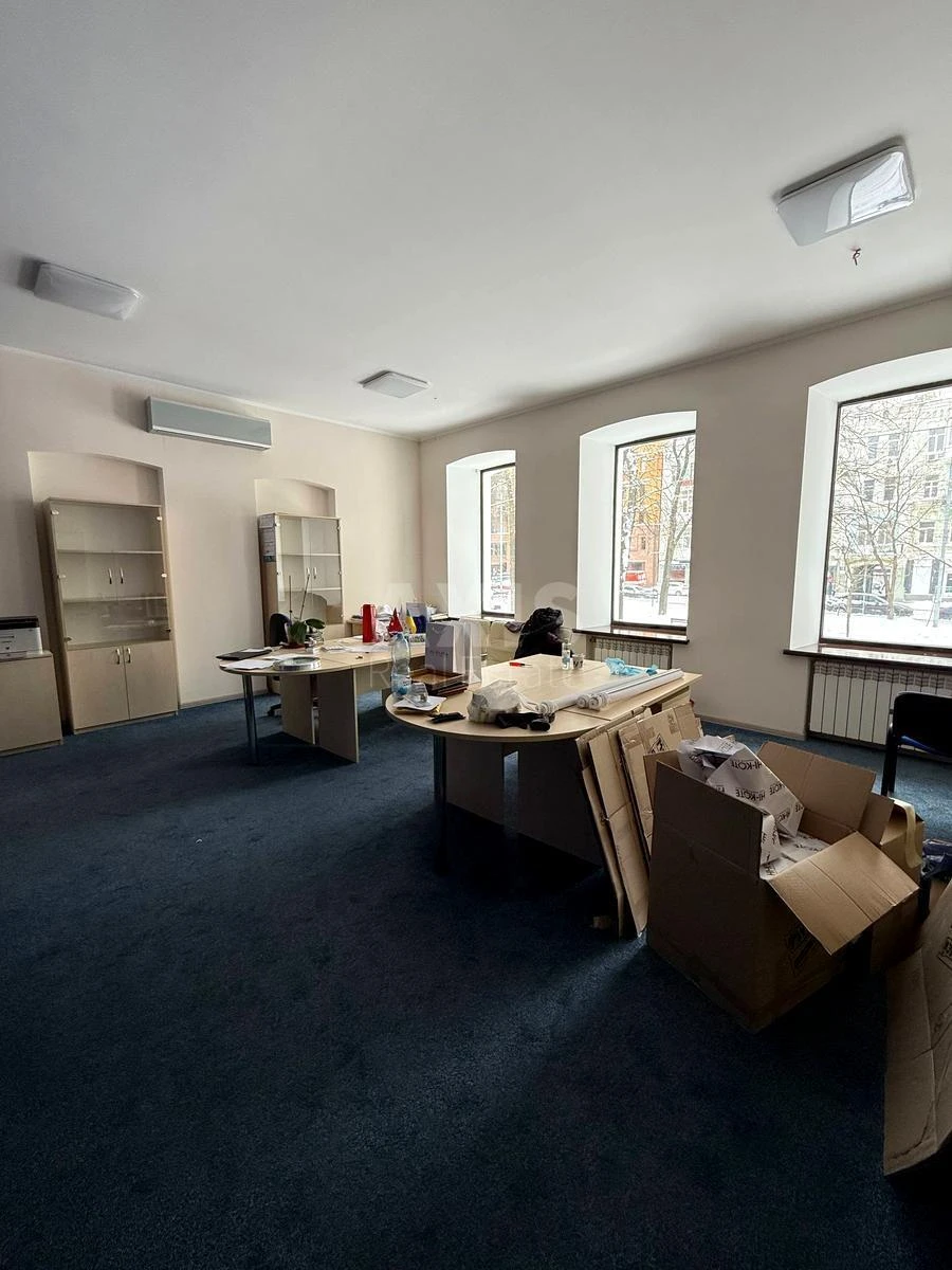 Office vul. Bul'varno-Kudrjavs'ka 14, 76m265823